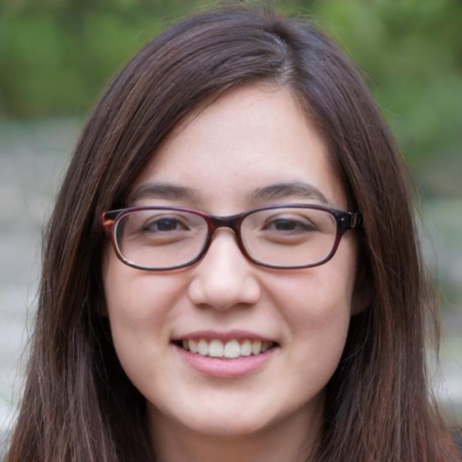 Financial reporting expert specializing in consolidated budget systems